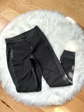 Athleta Black Headlands Hybrid Trek Jogger Pant with Drawstring Size 4